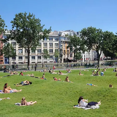 Paradis Du Canal St-martin Et Jardin Villemin *